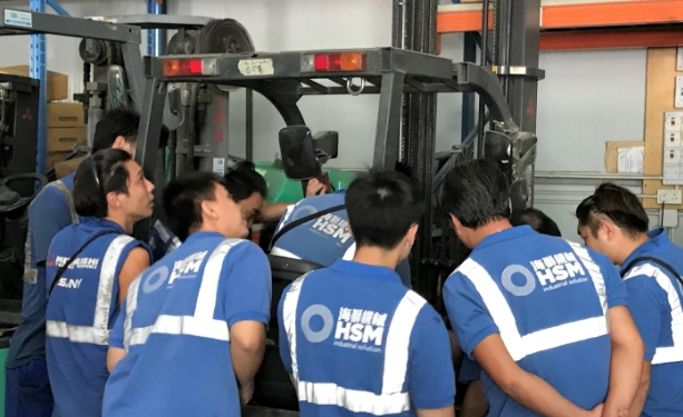 img_HSM_關於我們_專業服務團隊